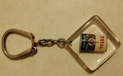 Porte cle bidon - porte, total