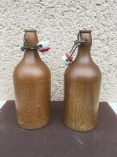 Anciennes petites bouteilles en grès / Avec fermeture / Déco / Cuisine