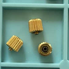 COURONNE VINTAGE PLAQUE OR