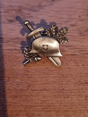 Allemand petit insigne casque - allemand,