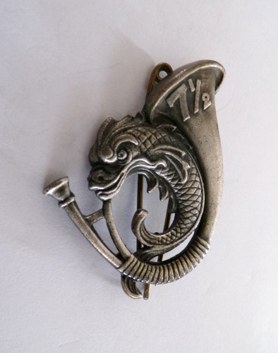 Insigne militaire demi - militaire,