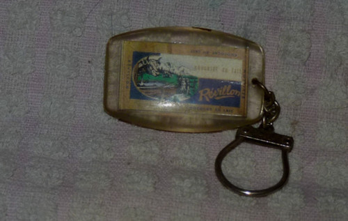 B06 porte cles ancien - :,