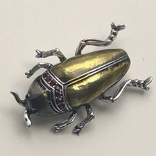 Broche unique insecte