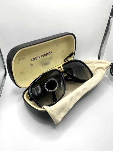 Authentic louis vuitton - louis,