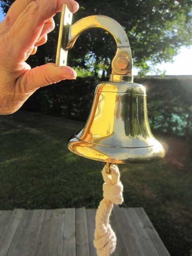 CLOCHE