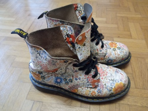 Martens vintage boots - vintage,