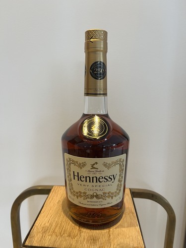 Cognac hennessy very - cognac, special