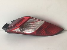 UN FEU ARRIERE CLIGNOTANT COTE GAUCHE SCOOTER PEUGEOT 125 SATELIS COMPRESSOR 07