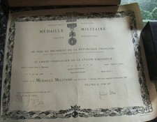 DIPL541 - DIPLOME MEDAILLE