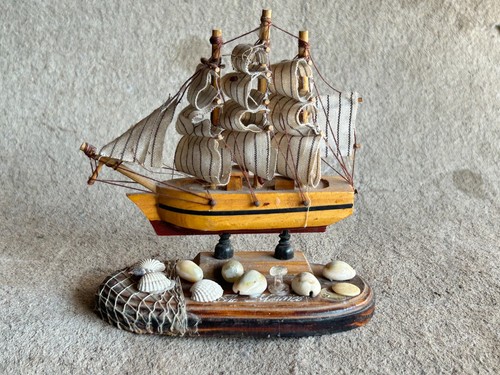 Bateau pêche miniature - de,