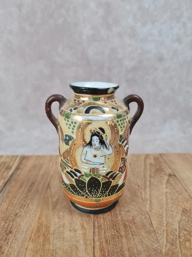 Petit vase japonais ancien
