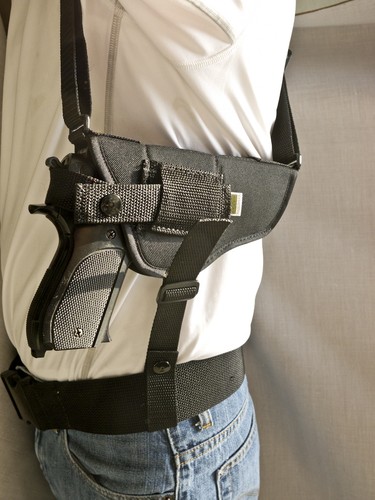Nylon shoulder holster for - shoulder,