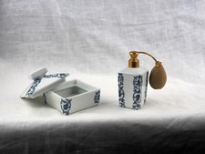 Set poudrier et vaporisateur à parfum en porcelaine de Limoges à motifs floraux 