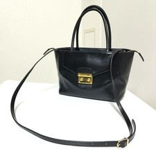 Miumiu cuir de veau noir doux