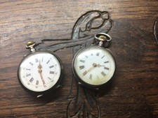 Lot de 2  anciennes montres gousset de col en  Argent massif -les 2 Fonctionnent