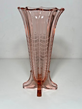 Vase cornet verre pressé - cornet, en