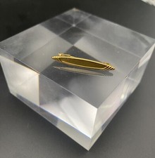 Belle Broche Oria Plaque Or Jaune New Old Stock Bijouterie Cadeau accessoire Art