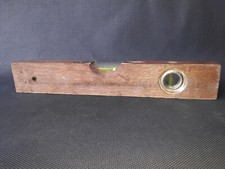 Ancien niveau en bois et laiton art populaire queyras vieux métier old french 