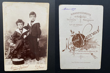 Neyroud, Paris, garçonnets Vintage albumen print. Tirage albuminé 