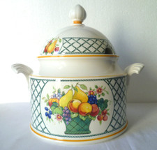 SOUPIÈRE EN PORCELAINE DE