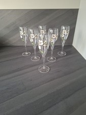 6   FLUTES A CHAMPAGNE PERRIER