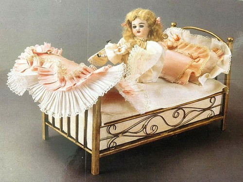 Carte postale poupee - poupee, ancienne