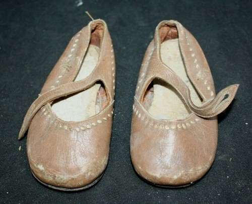 Paire de chaussures - 1,