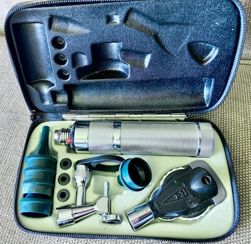 Vintage welch allyn - vintage, otoscope