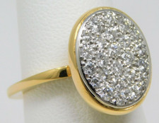 18 kt Gold Oval Flat Top Pavè