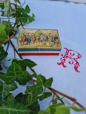 ANCIENNE BOITE DE PLUME