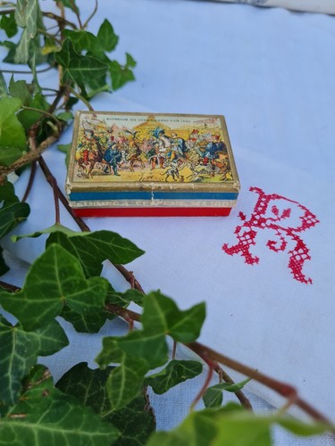 Ancienne boite plume - boite,