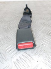 Attache ceinture arriere