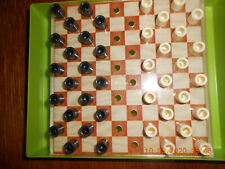 Jeu de dames de voyage vintage