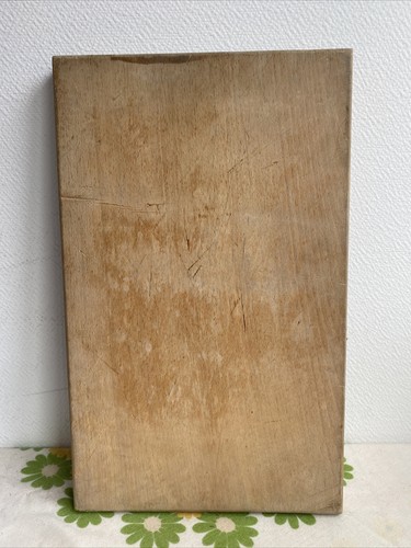 Ancienne planche découper - planche, a