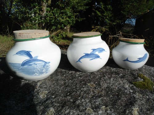Serie pots emailles dauphins - serie, 3