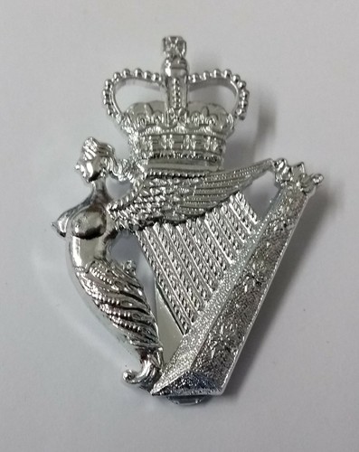 Badge caubeen harpe irlandaise - harpe,