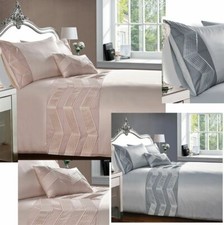 Luxe Uni Pintuck Plissé