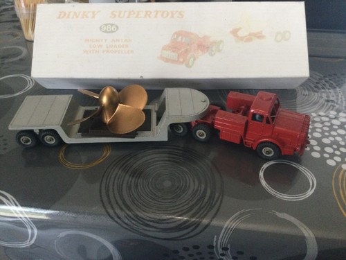 Dinky supertoys england - supertoys,