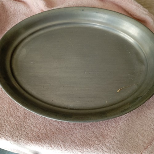 Grand plat ovale - , en
