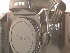 Canon EOS 100    reflex
