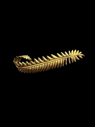 élégante broche feuille - Élégante,