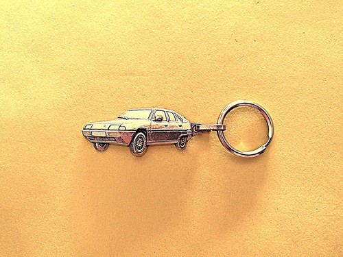 Ancien porte clés - porte, citroËn
