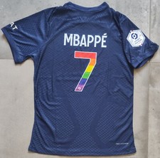 Maillot PSG pro Mbappé flocage spécial contre l'homophobie saison 2022-2023