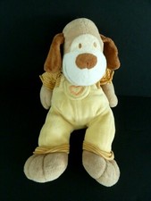 A2- DOUDOU PELUCHE MOTS D'ENFANTS CHIEN SALOPETTE JAUNE POCHE COEUR 24cm - BE