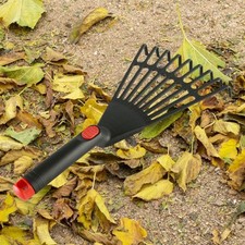 Râteau à feuilles d'herbe