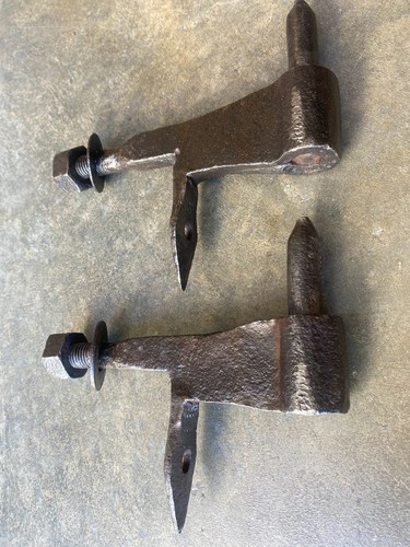 Anciens gonds fer - fer, forgé