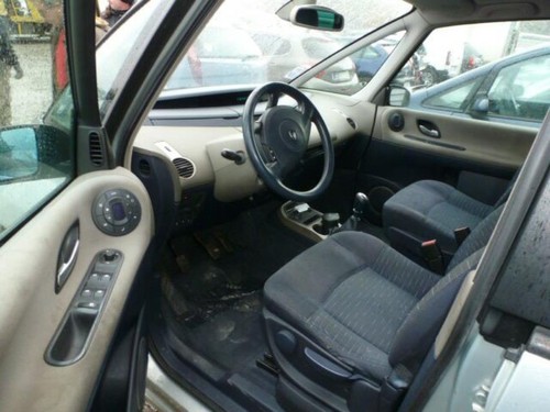 Siege arriere droit renault - arriere,