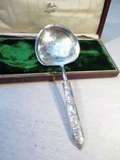 ANCIENNE JOLIE PELLE CUILLERE