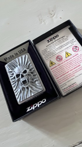 Zippo lighter scream - lighter, sand