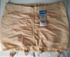 Gaine ouvert beige jarretelles